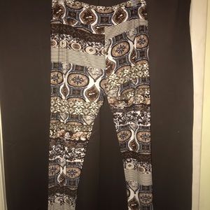Simple Addiction leggings